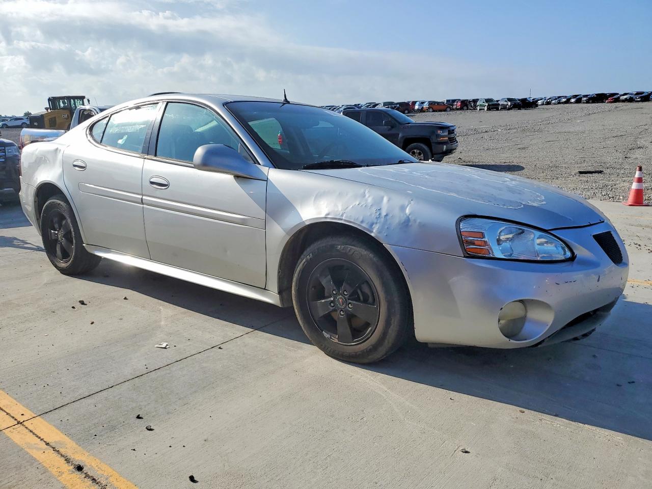 2005 Pontiac Grand Prix - Фото 4