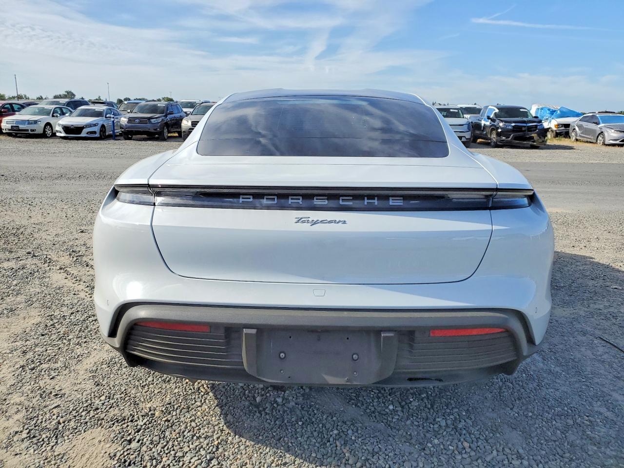 2021 Porsche Taycan - Image 6