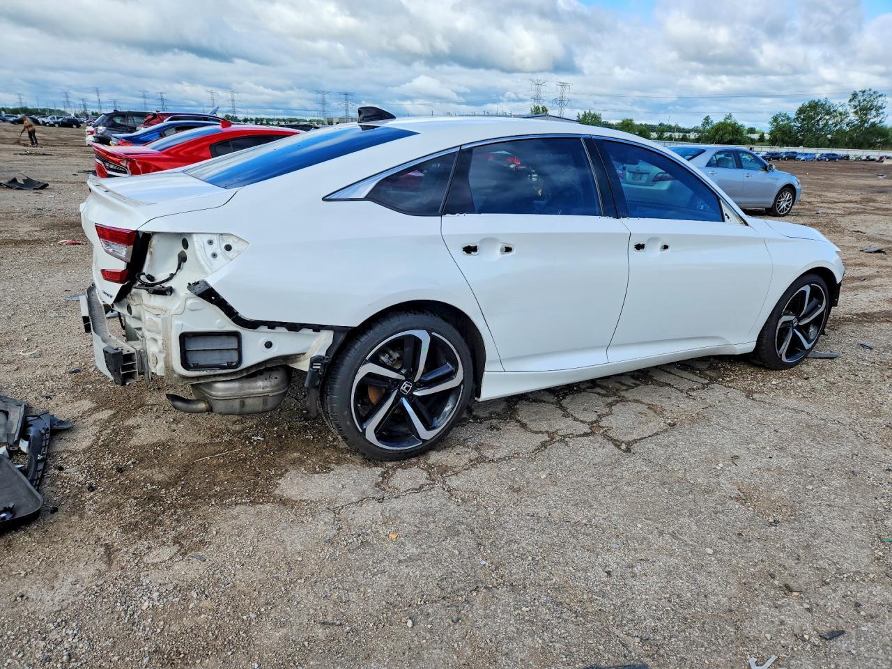 2022 Honda Accord Sport - Фото 3