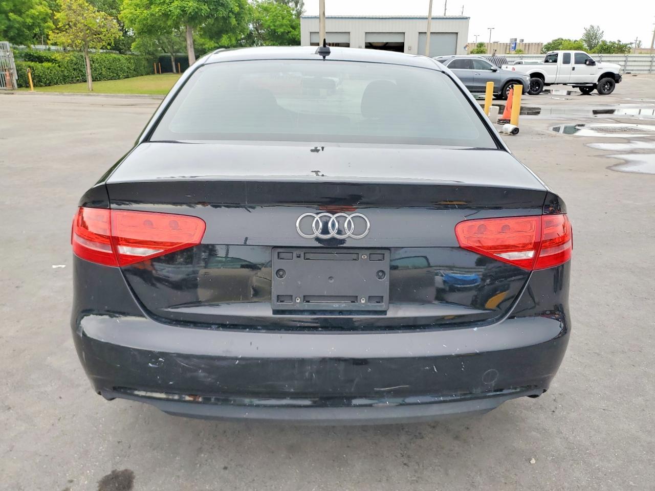 2018 Audi A4 Premium - Фото 6