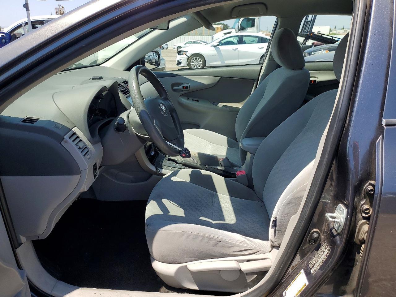 2009 Toyota Corolla Le - Фото 7
