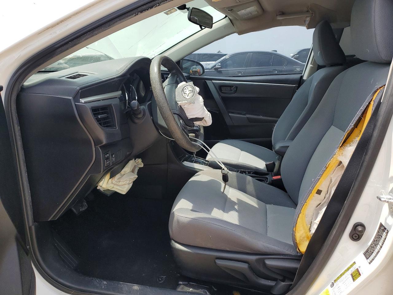 2016 Toyota Corolla L - Фото 7