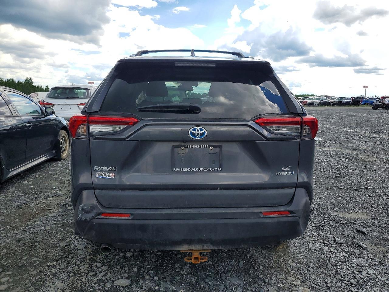2019 Toyota Rav4 Le - Image 6