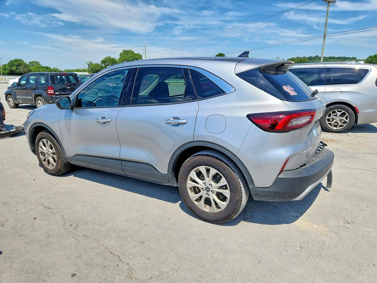 2024 Ford Escape Active - Фото 2
