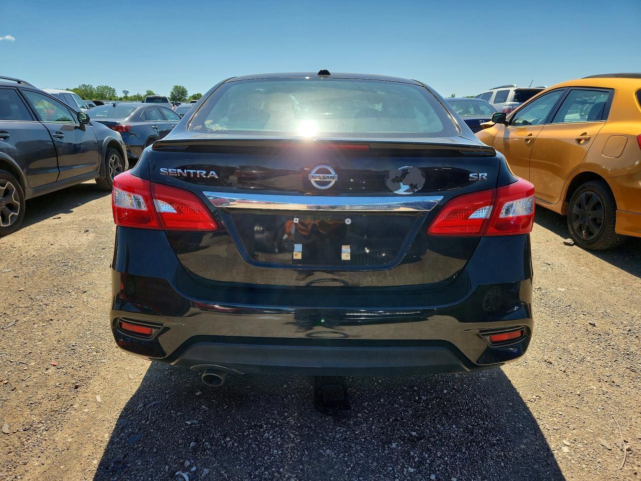 2018 Nissan Sentra Sr - Фото 6