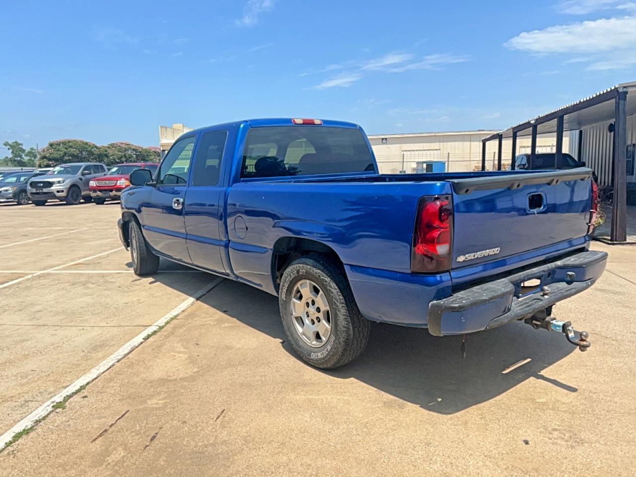 2004 Chevrolet Silverado C1500 - Фото 3