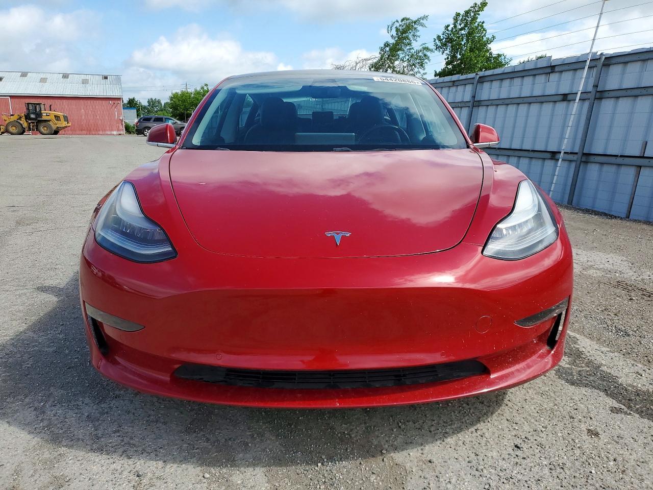 2018 Tesla Model 3 - Фото 5
