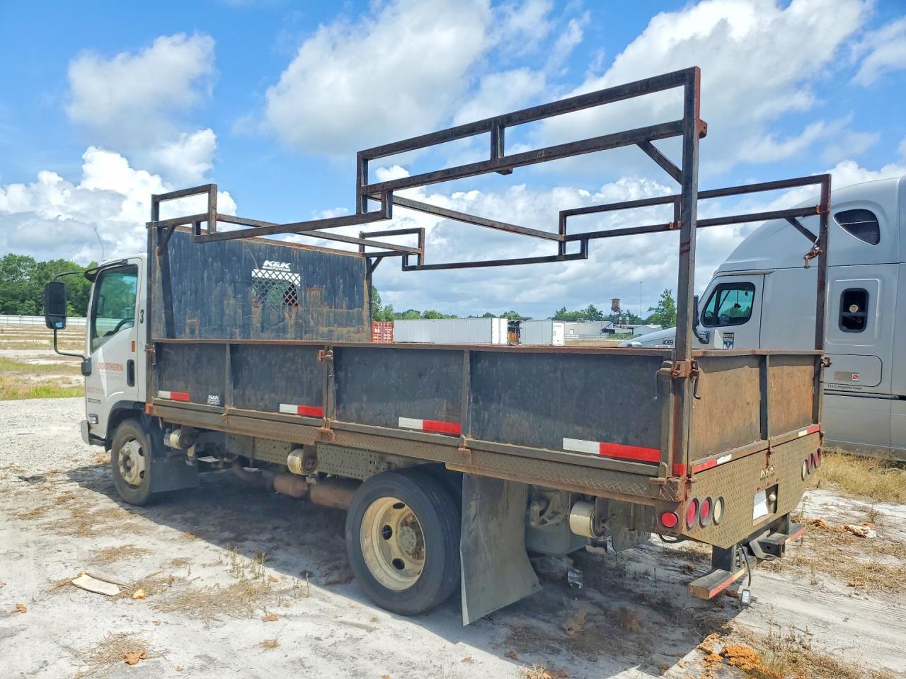 2014 Isuzu Npr Hd - Image 2