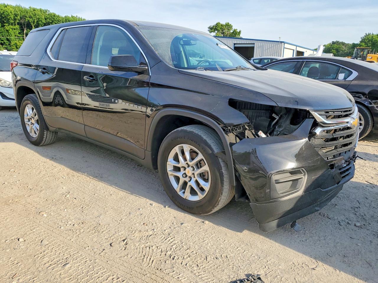 2020 Chevrolet Traverse Ls - Image 4