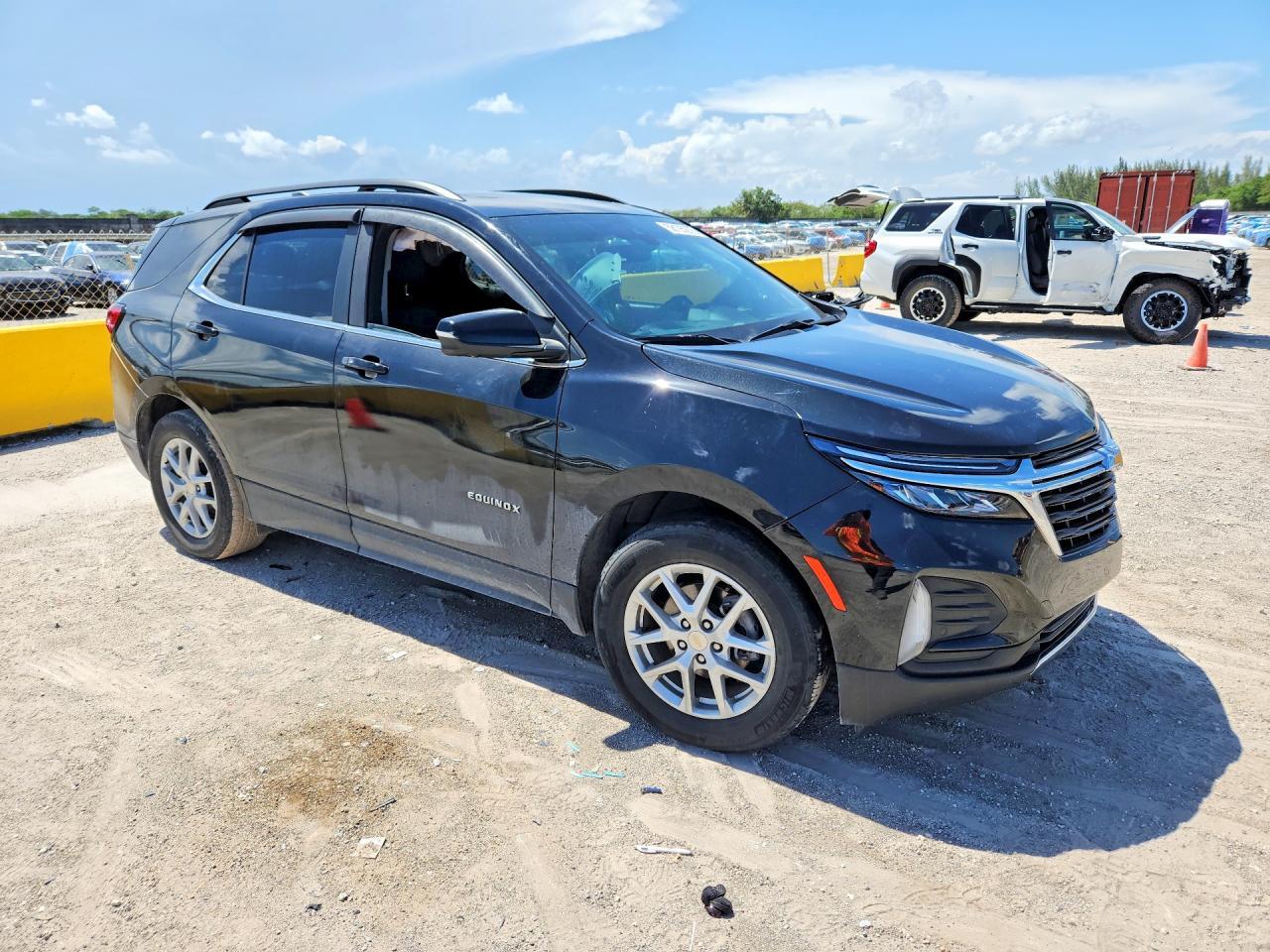 2022 Chevrolet Equinox Lt - Image 4