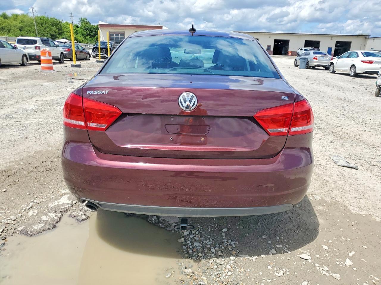 2013 Volkswagen Passat Se - Фото 6