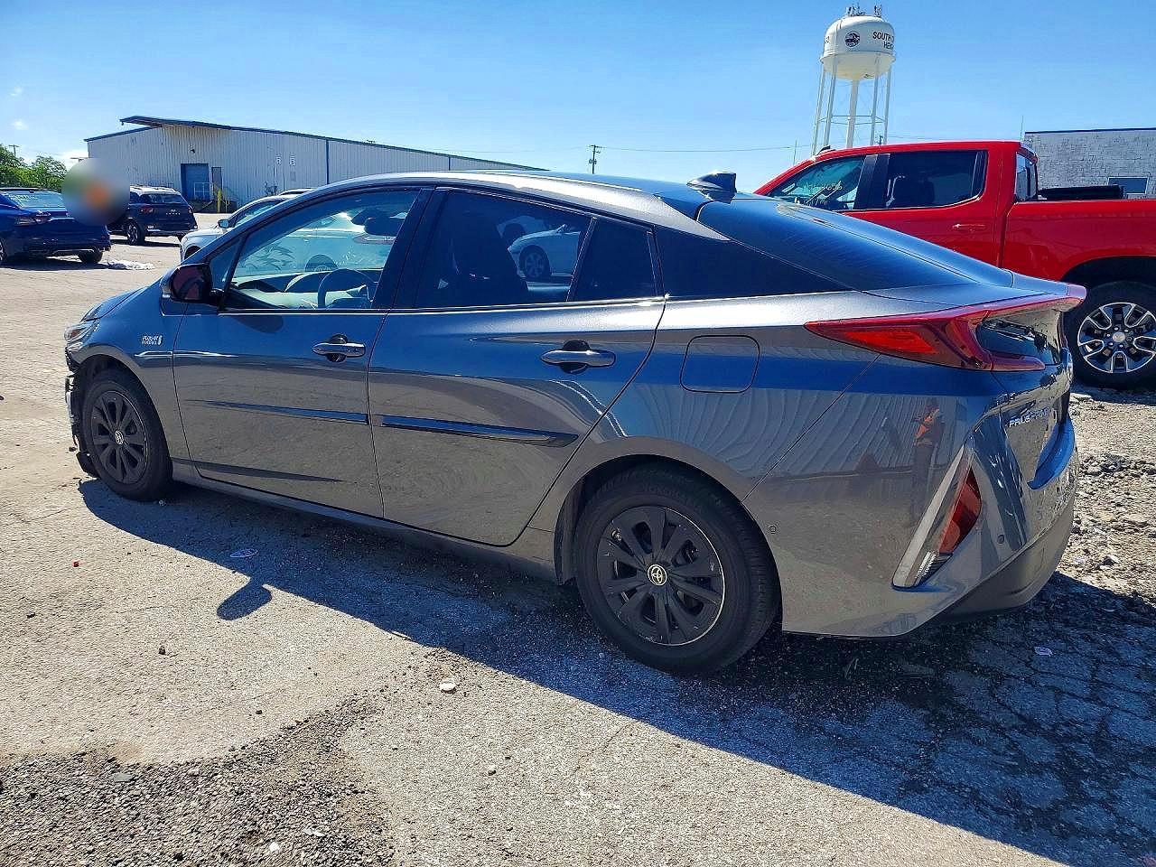 2017 Toyota Prius Prime Advanced - Фото 2