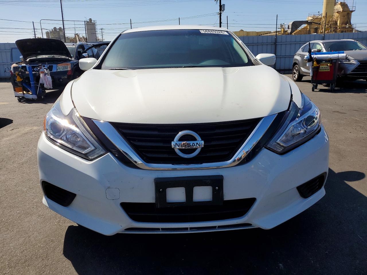 2018 Nissan Altima 2.5 S - Фото 5