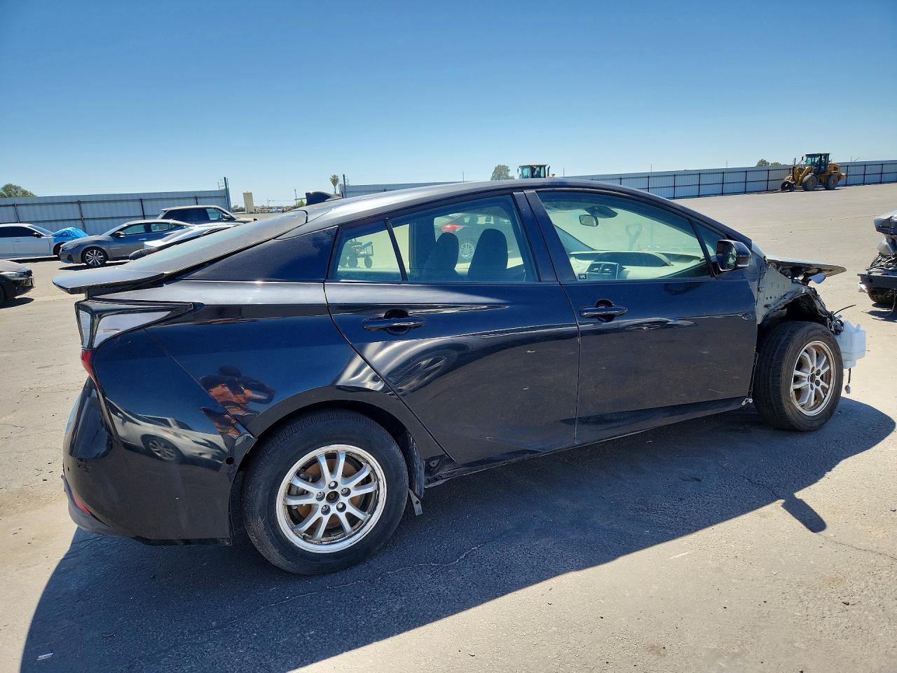 2019 Toyota Prius Le Awd-E - Image 3