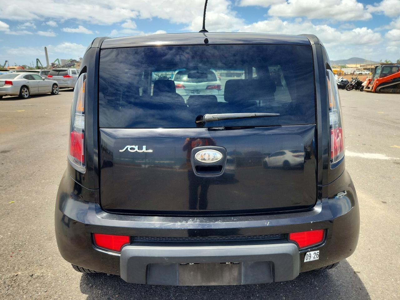 2010 Kia Soul + - Image 6