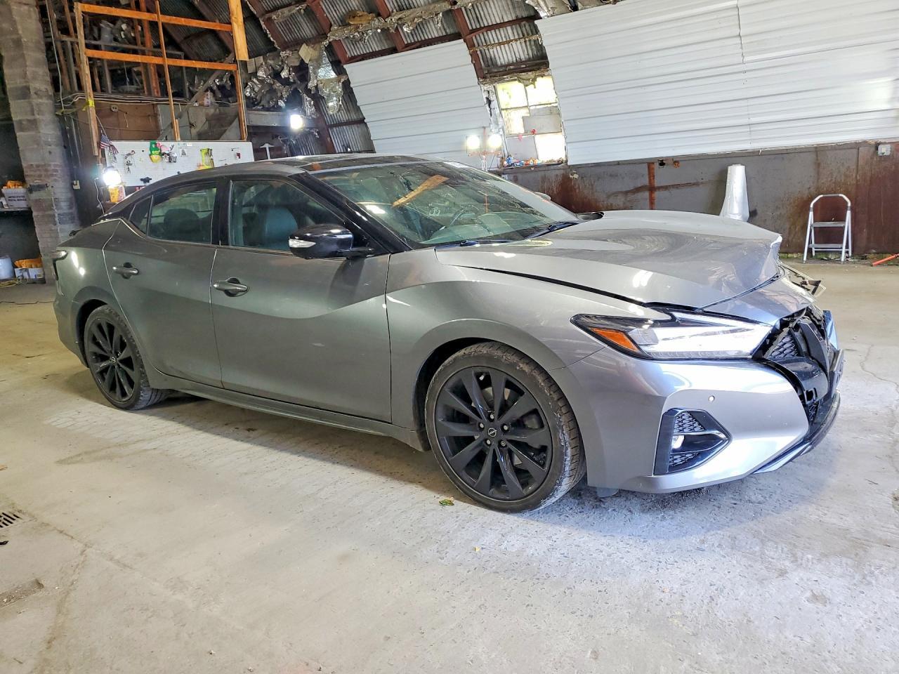 2023 Nissan Maxima Sr - Image 4