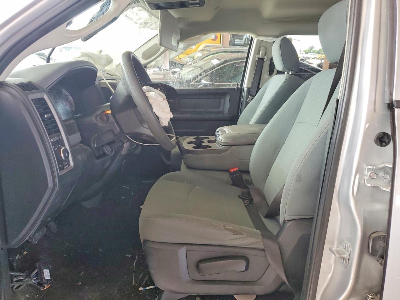 2018 Ram 1500 St - Image 7