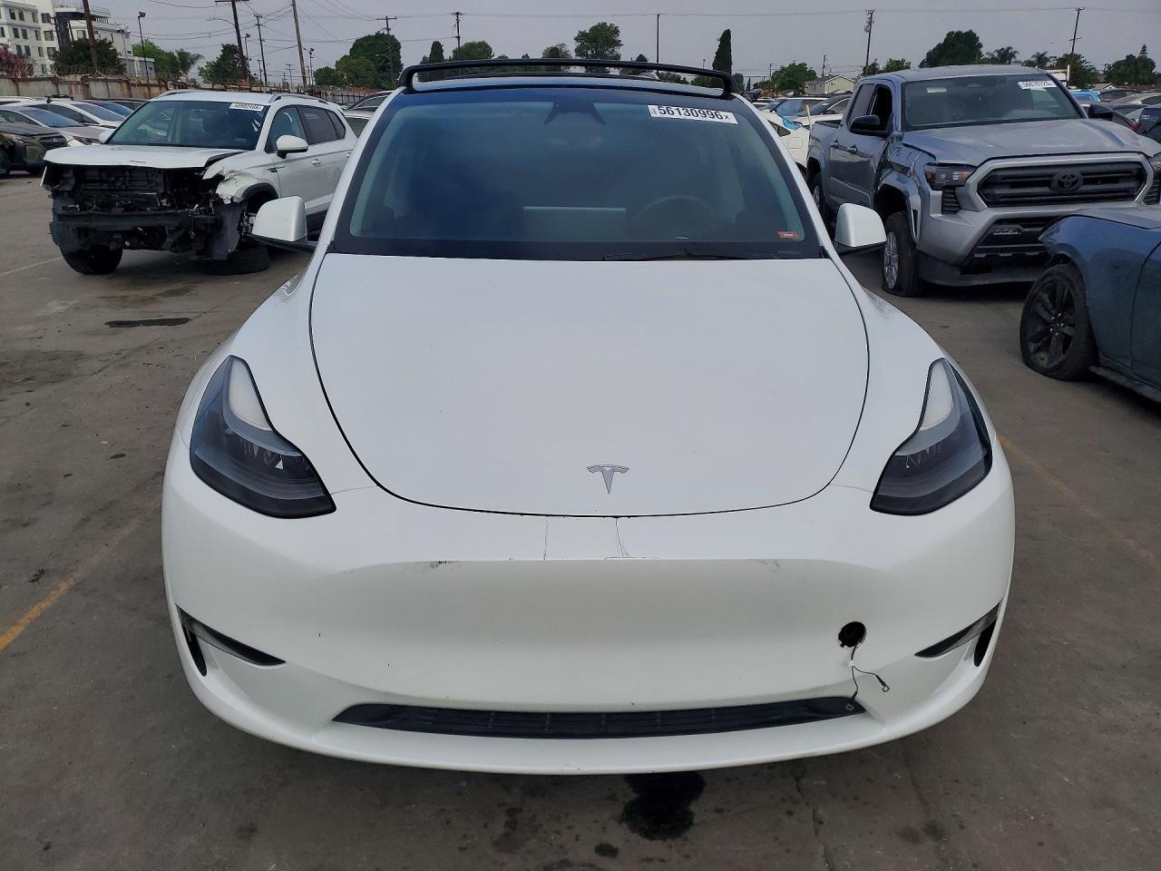 2023 Tesla Model Y - Image 5