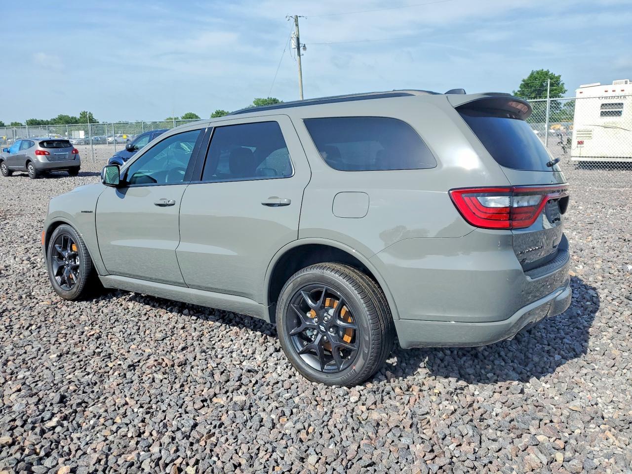 2026 Dodge Durango R/T - Фото 2