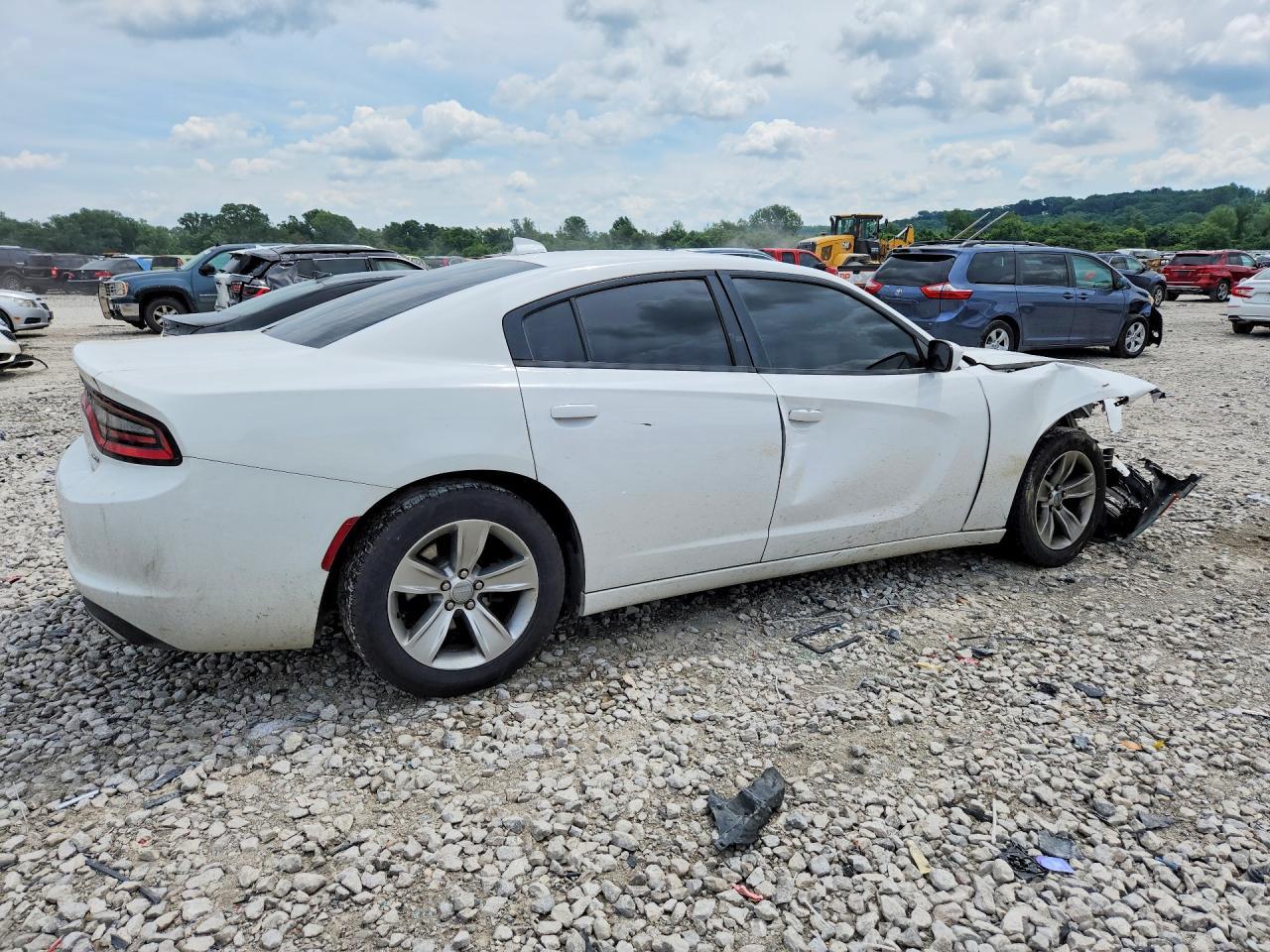 2016 Dodge Charger Sxt - Image 3