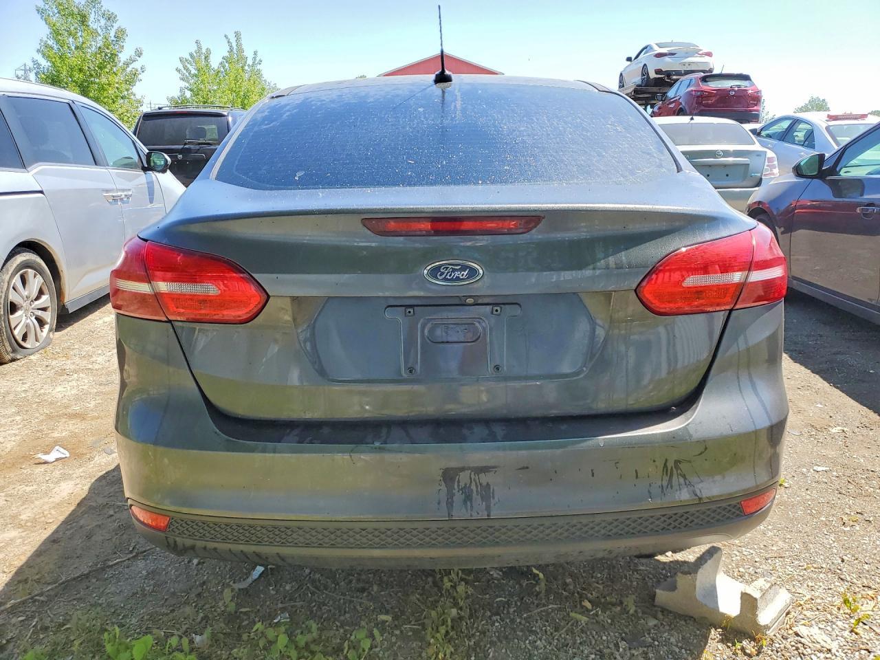 2017 Ford Focus Se - Фото 6