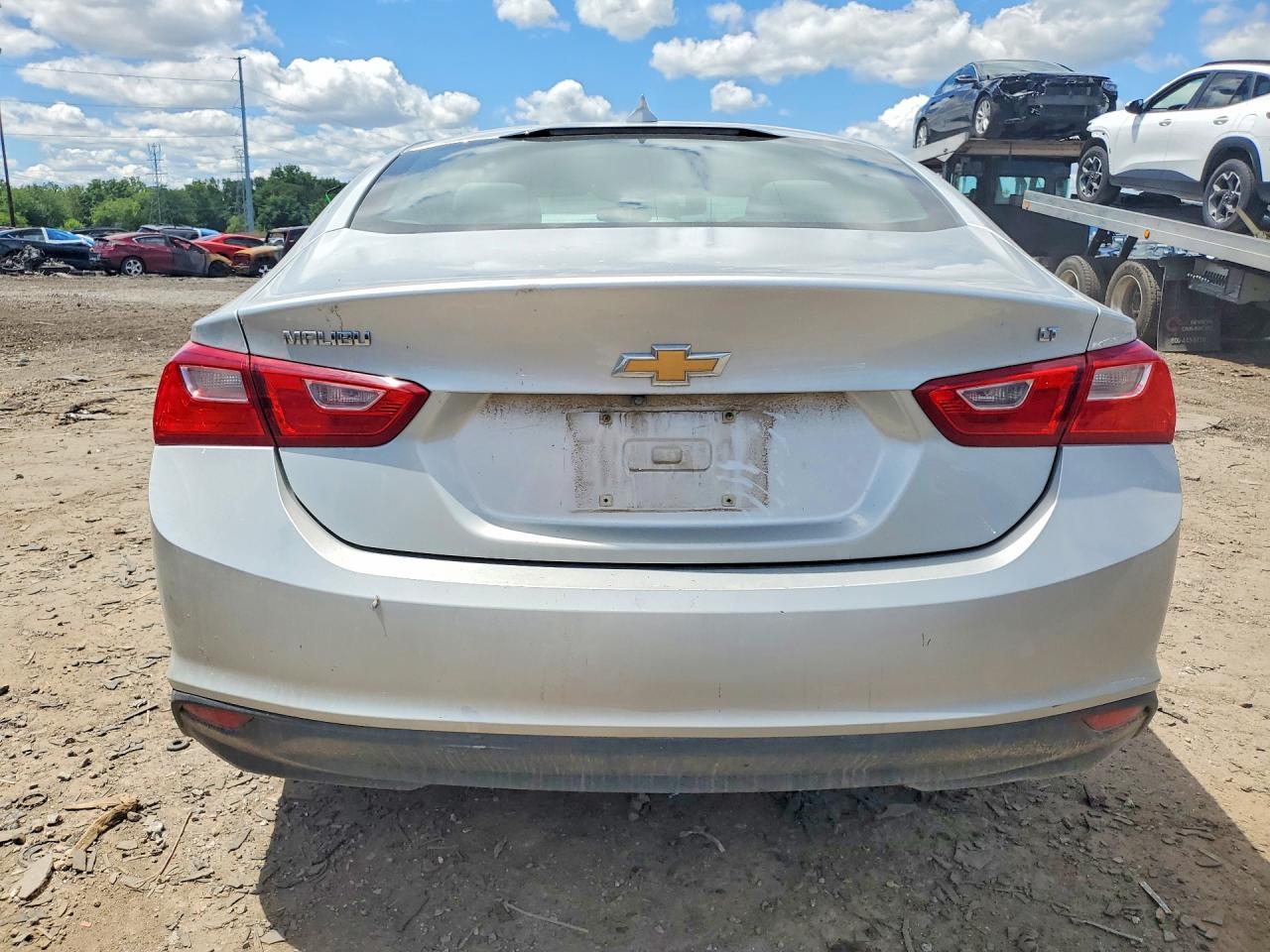 2017 Chevrolet Malibu Lt - Фото 6