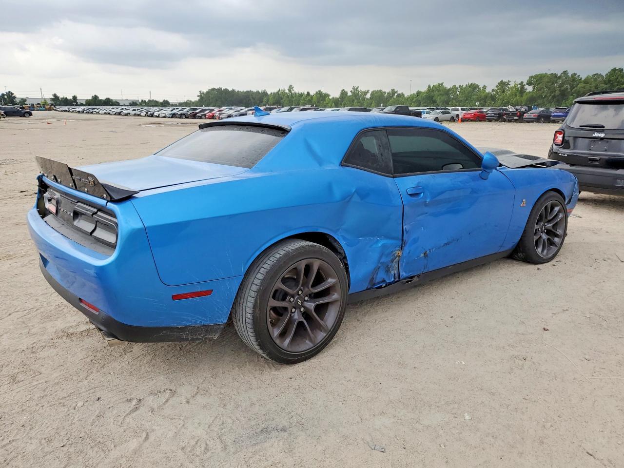 2023 Dodge Challenger R - Фото 3
