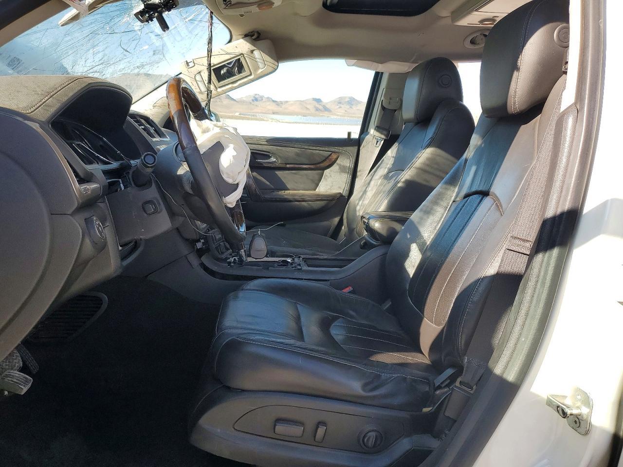 2015 GMC Acadia Denali - Image 7