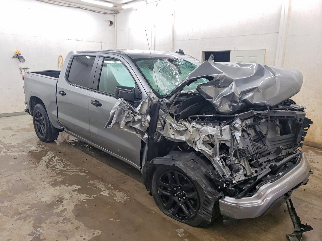 2025 Chevrolet Silverado K1500 Custom - Фото 4
