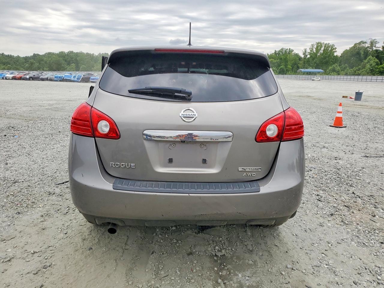 2013 Nissan Rogue S - Image 6