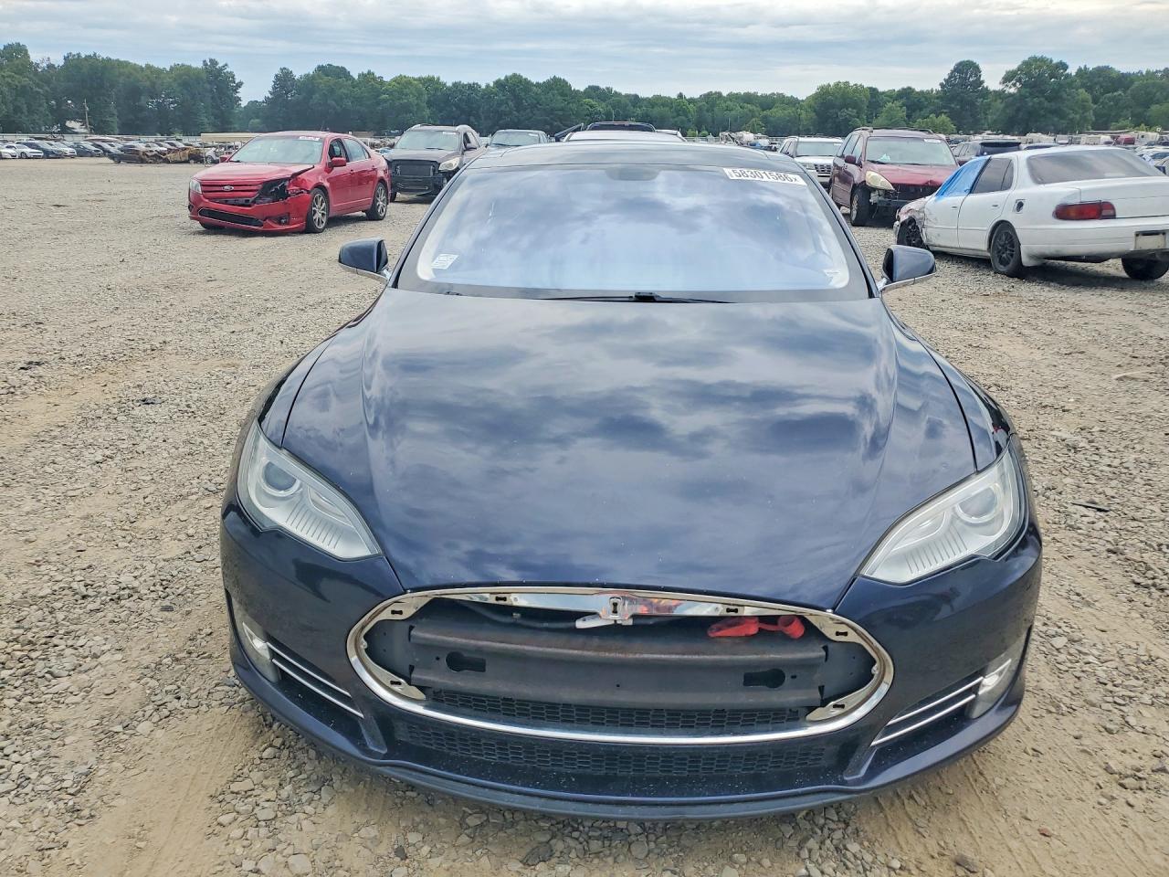 2013 Tesla Model S - Image 5