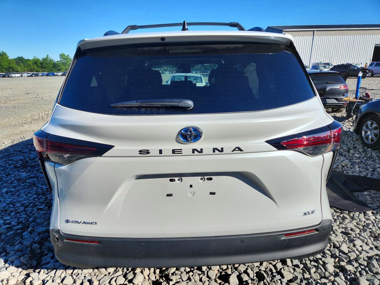 2025 Toyota Sienna Xle 7-Passenger - Фото 6