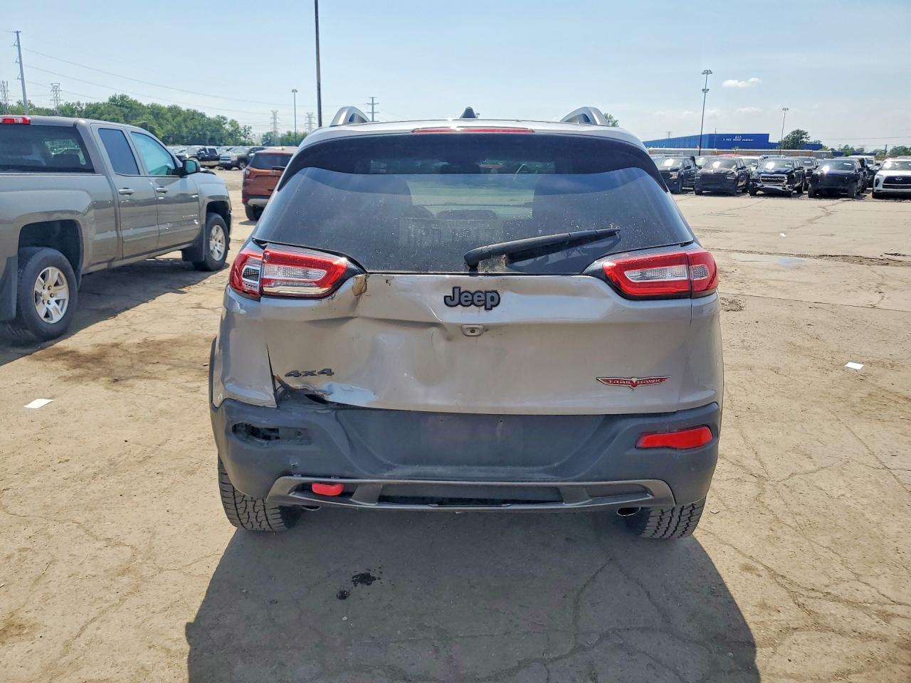 2018 Jeep Cherokee Trailhawk - Image 6