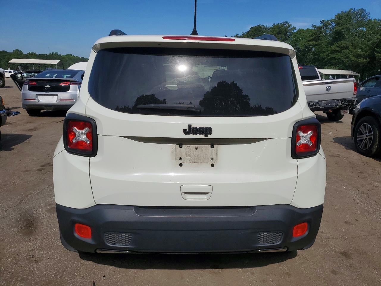 2018 Jeep Renegade Latitude - Фото 6
