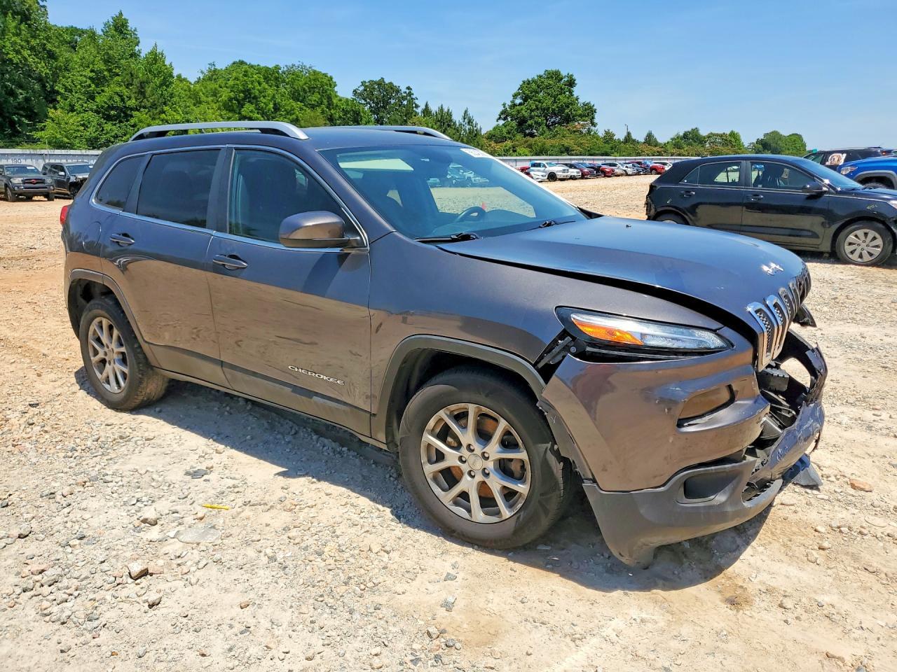 2015 Jeep Cherokee Latitude - Image 4
