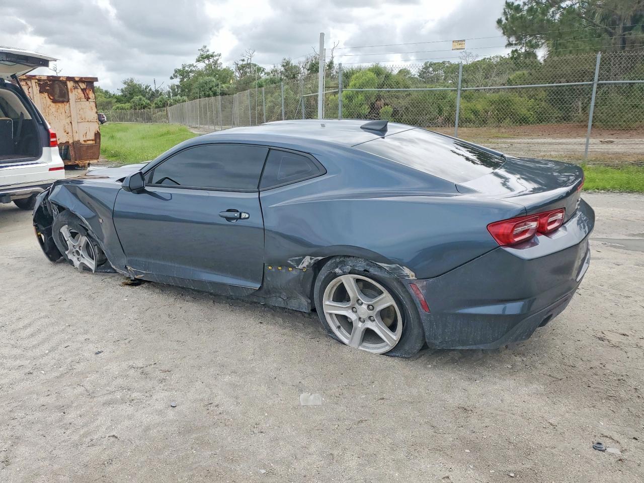2019 Chevrolet Camaro Ls - Image 2