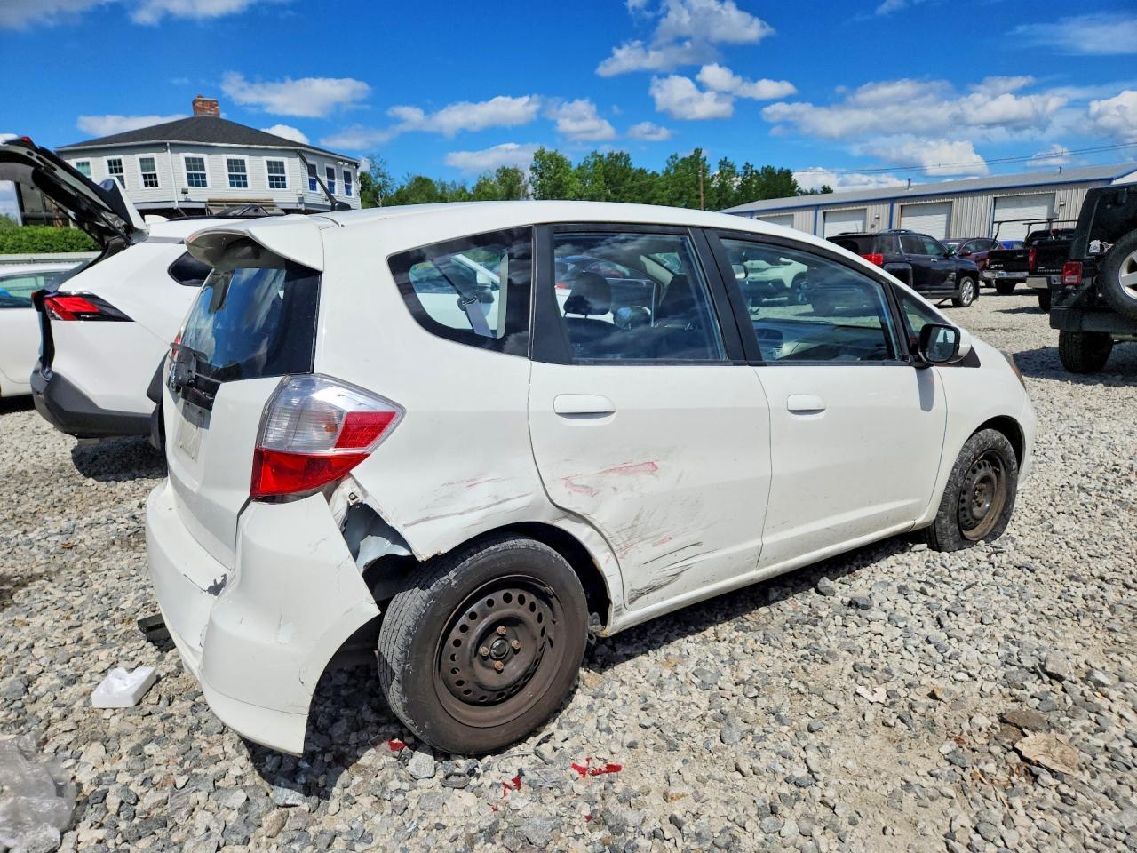 2013 Honda Fit - Image 3
