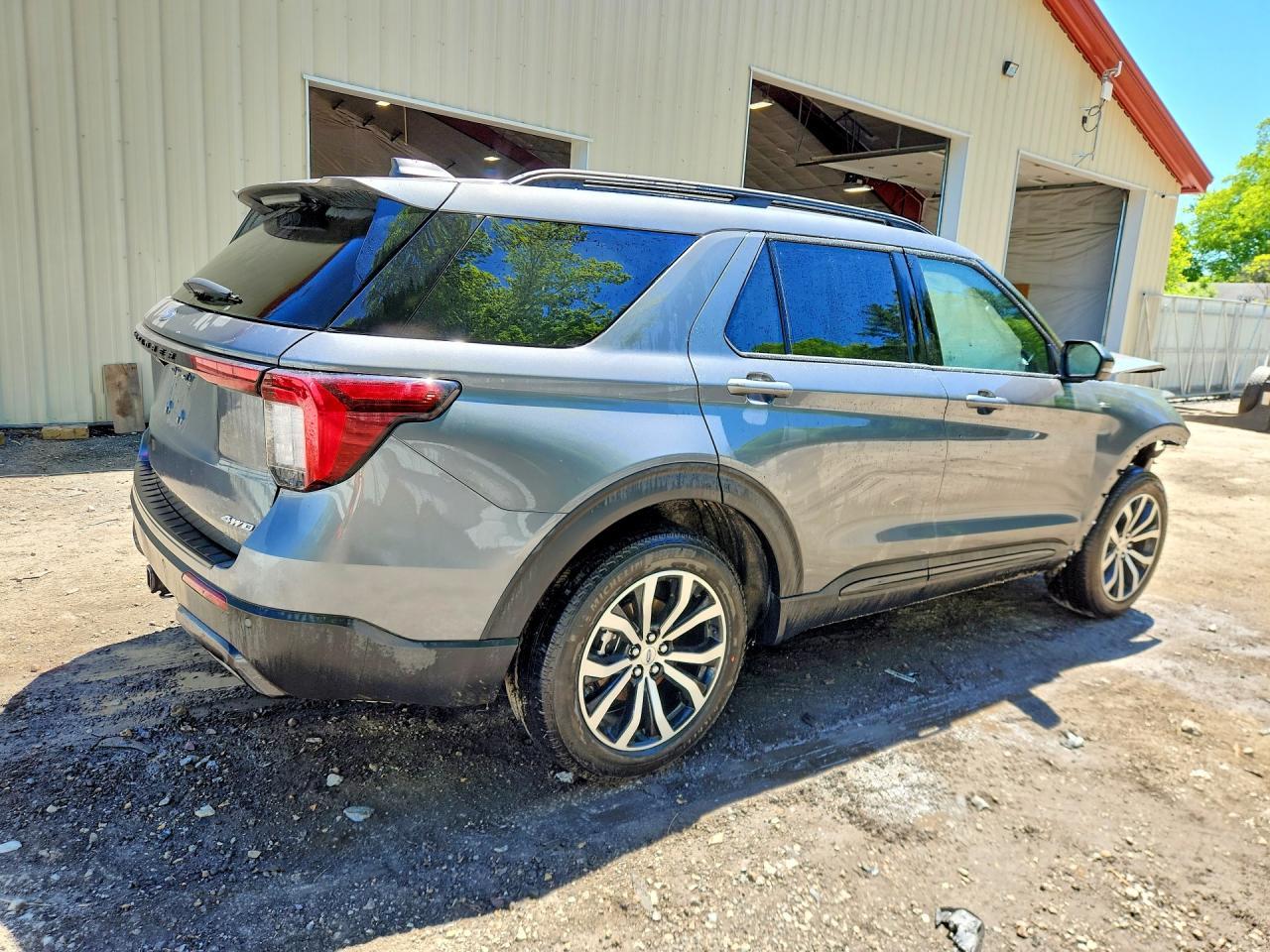 2026 Ford Explorer St-Line - Фото 3