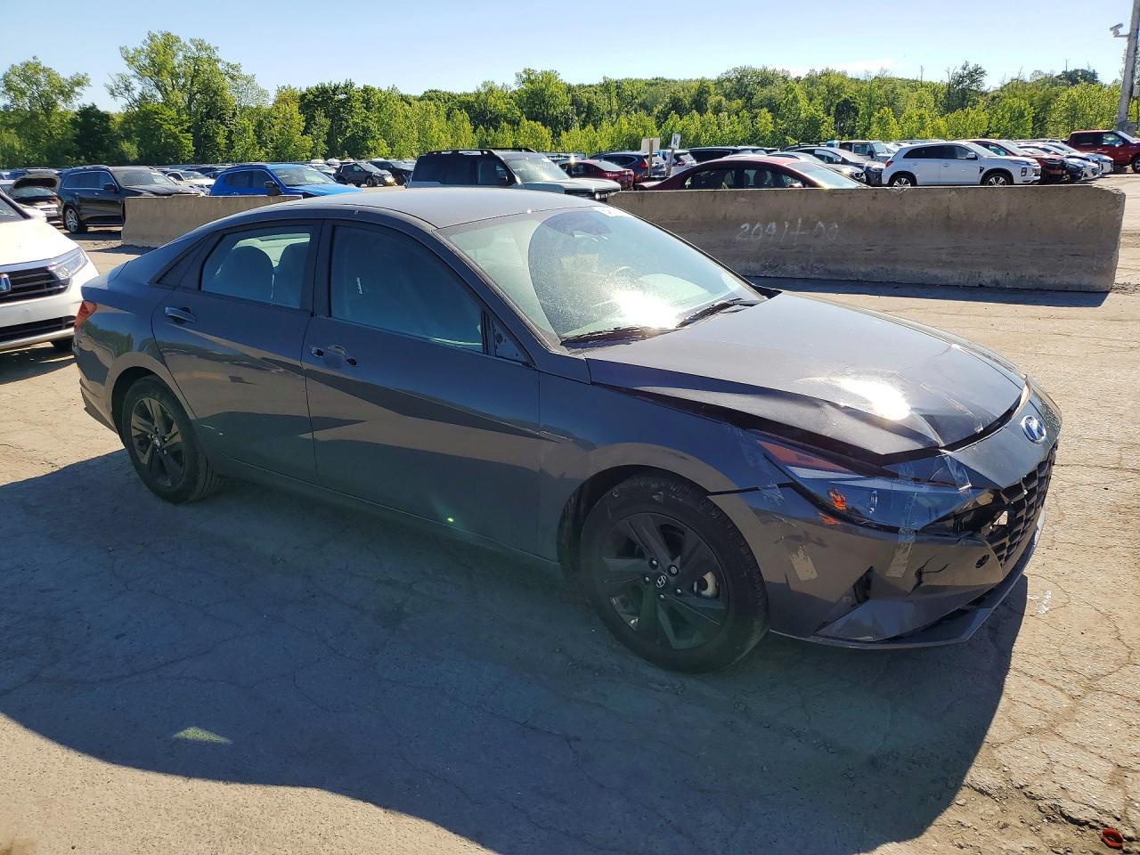 2023 Hyundai Elantra Sel - Image 4