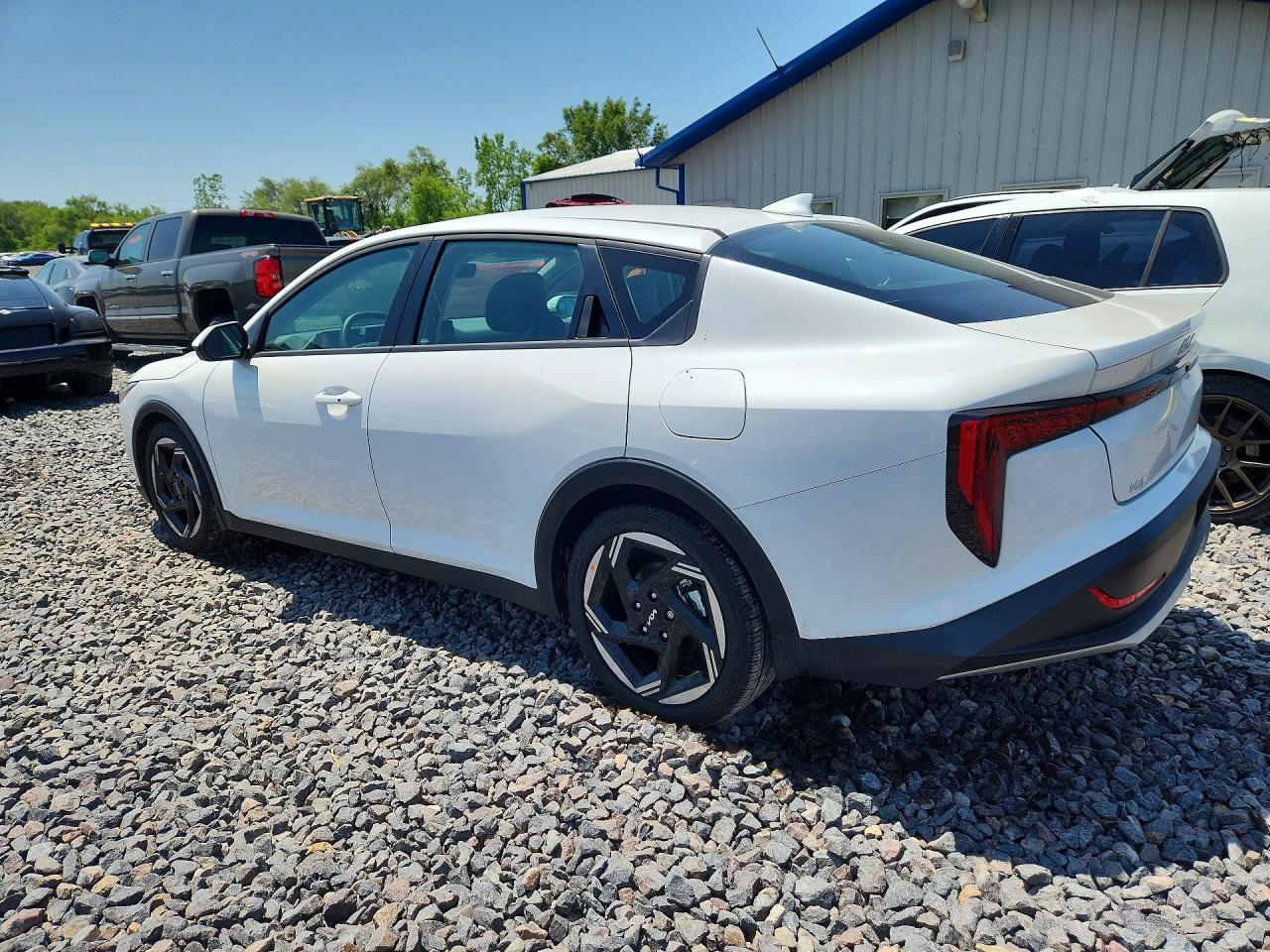 2025 Kia K4 Ex - Фото 2