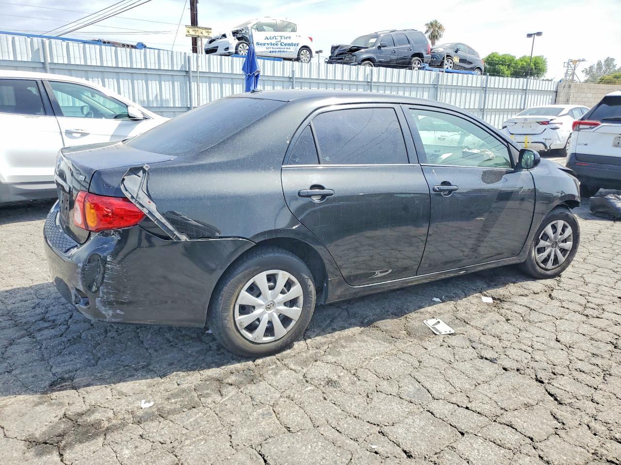 2010 Toyota Corolla Le - Image 3