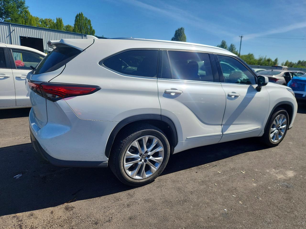 2021 Toyota Highlander Hybrid Limited - Фото 3