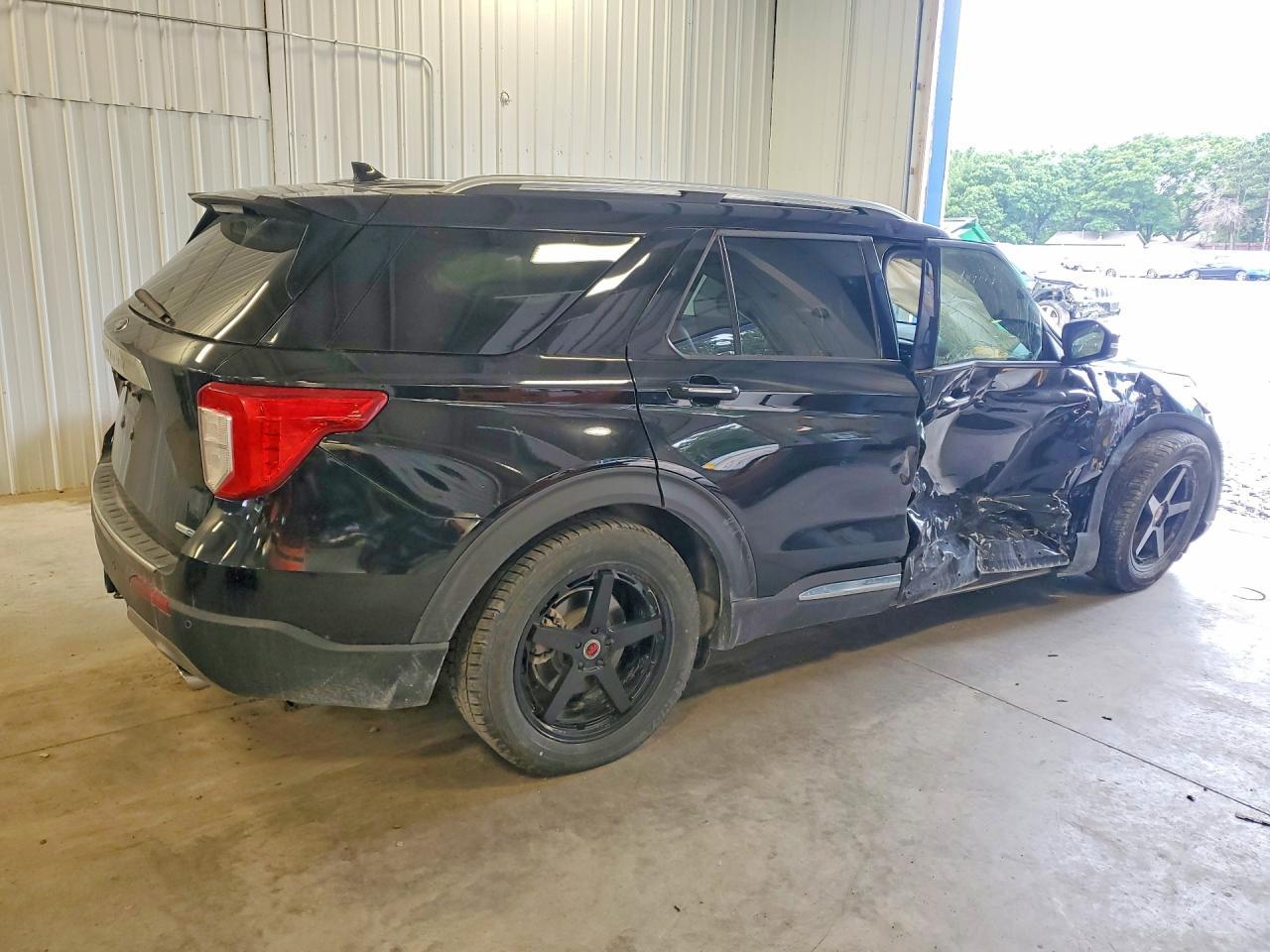 2020 Ford Explorer Limited - Фото 3
