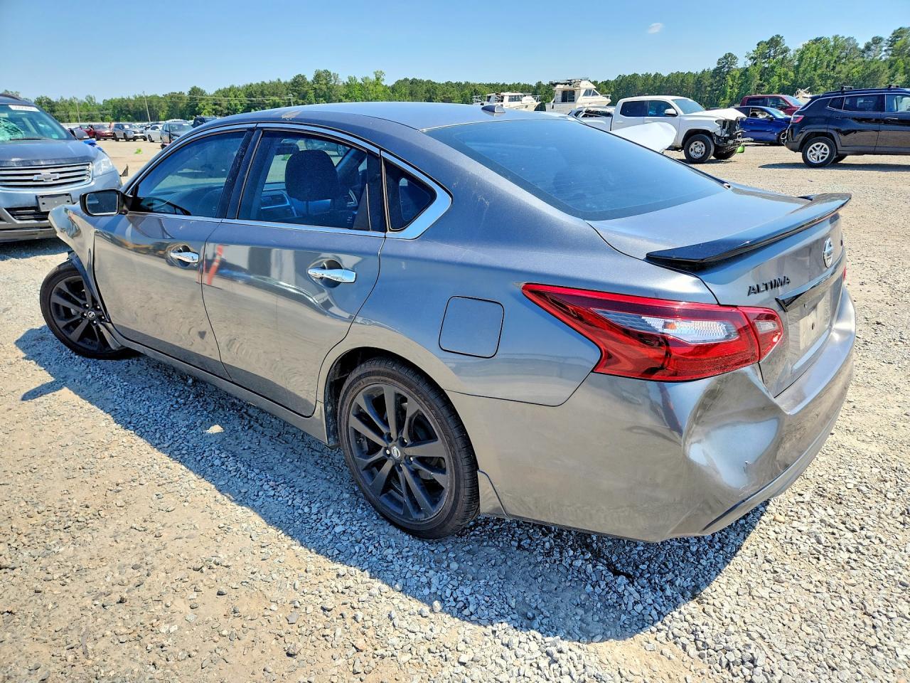 2018 Nissan Altima 2.5 Sr - Фото 2