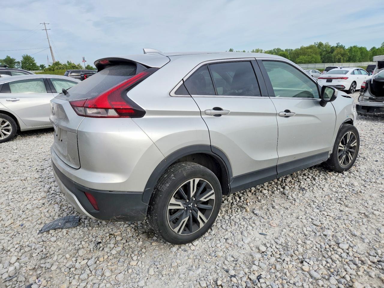 2024 Mitsubishi Eclipse Cross Se - Фото 3
