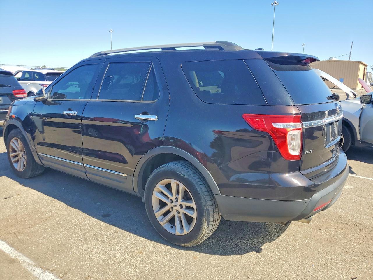 2013 Ford Explorer Xlt - Фото 2