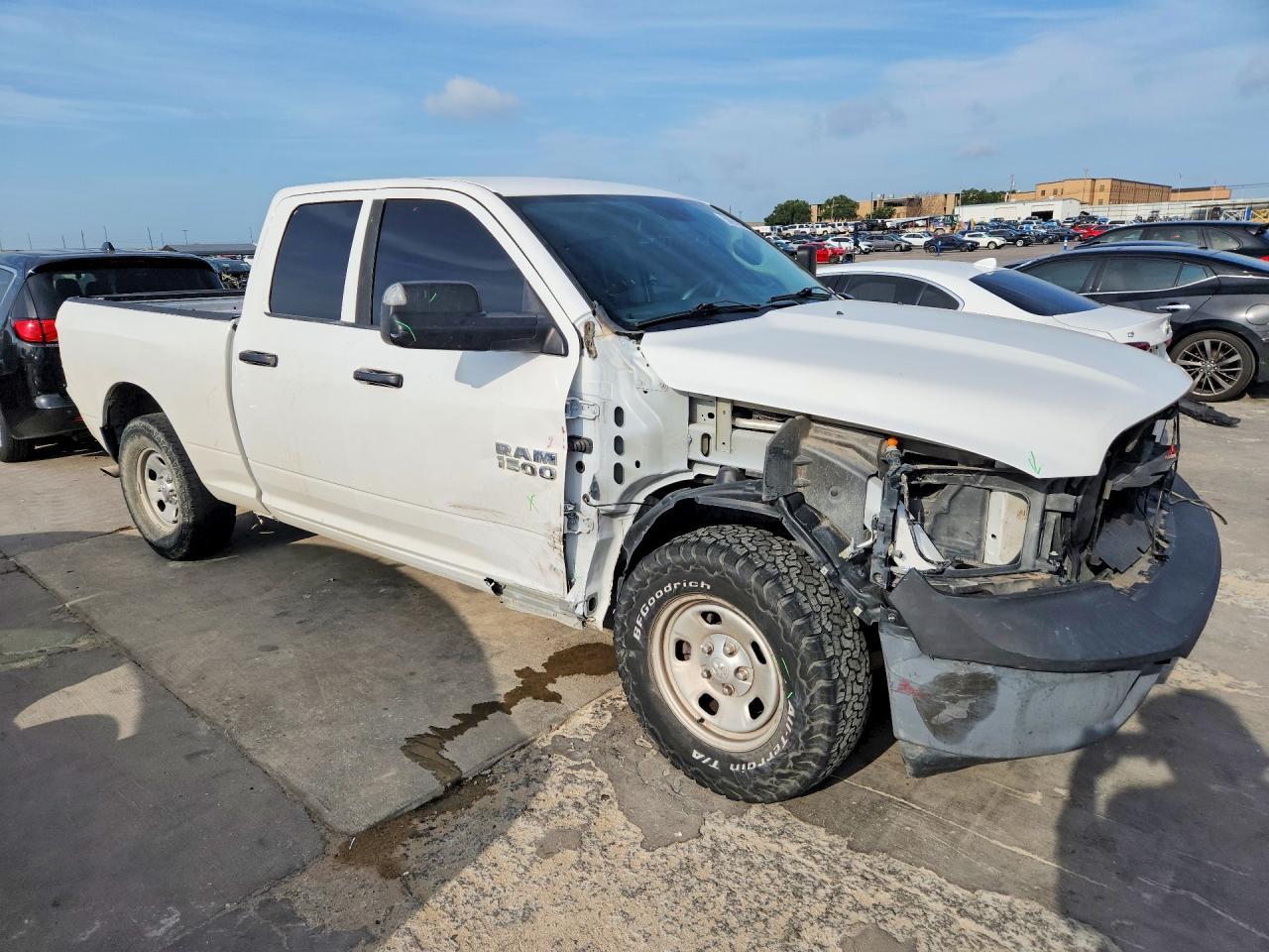 2021 Ram 1500 Classic Tradesman - Фото 4