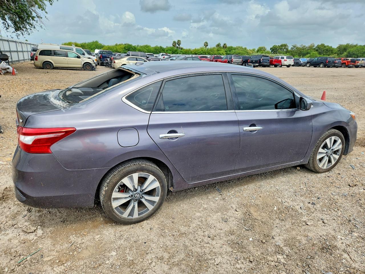 2019 Nissan Sentra Sv - Фото 3