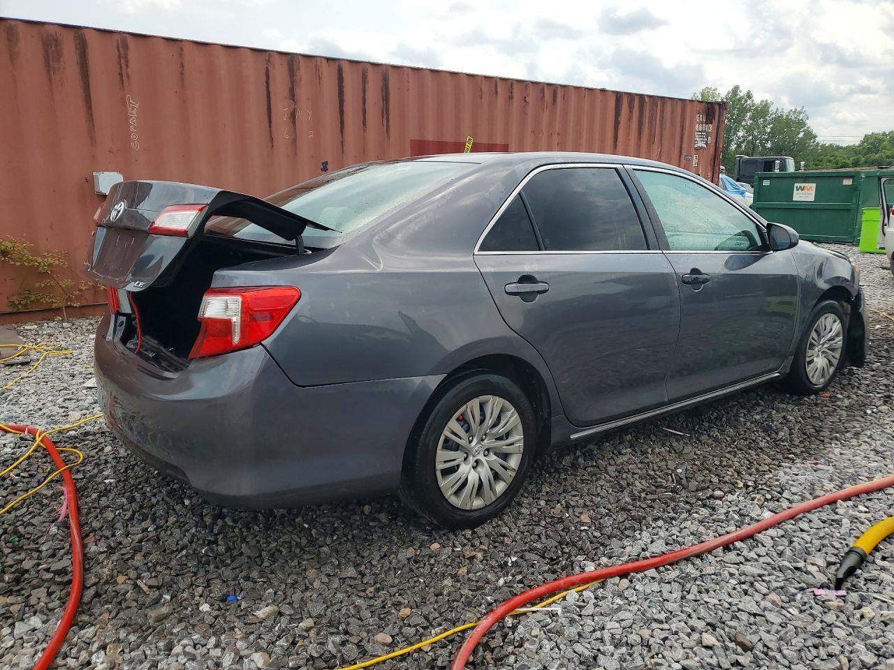 2012 Toyota Camry Le - Image 3