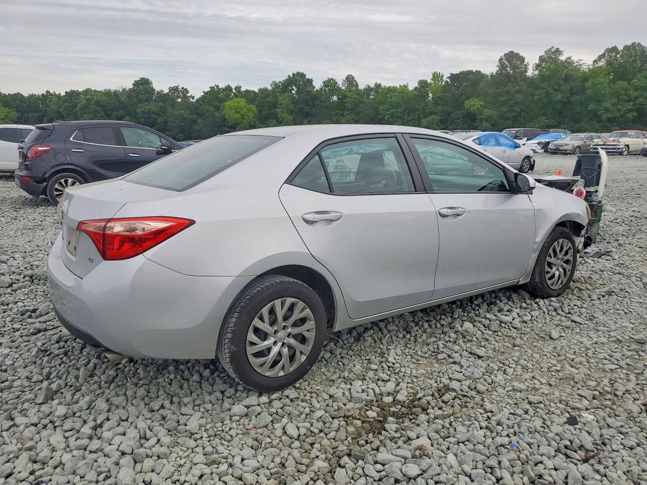 2018 Toyota Corolla Le - Image 3